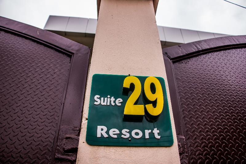 Theodawn Hotels @ Suite 29 イケジャ エクステリア 写真